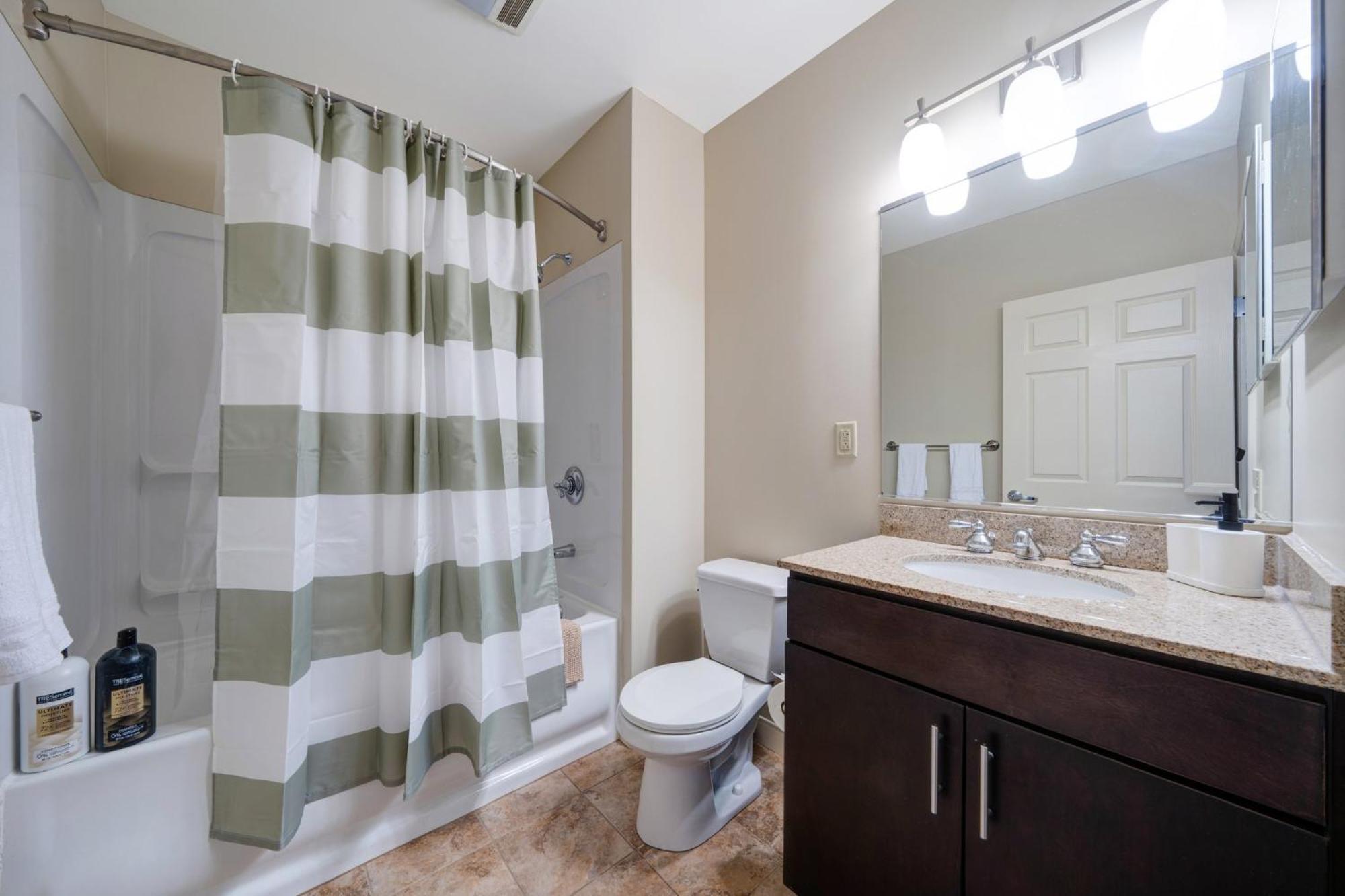 Appartement Vibrant Luxury Prime Location 24-7 Onsite Parking Gym Lounge à Pittsburgh Extérieur photo