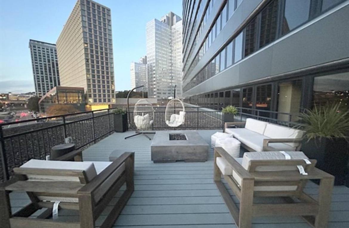 Appartement Vibrant Luxury Prime Location 24-7 Onsite Parking Gym Lounge à Pittsburgh Extérieur photo